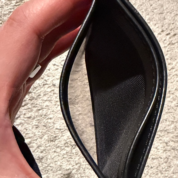 COACH | Minimalistic Stylish Black and Red Card Holder - Picture 12 of 16